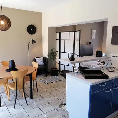 Studio 2 Pers Tourisme Et Business Namur Apartment *