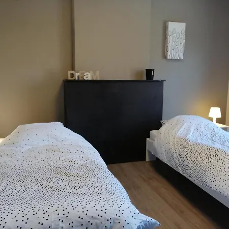 Studio 2 Pers Tourisme Et Business Namur نامور